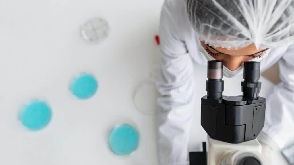 Mikroskopie - Oberflächenanalyse ASO Labor